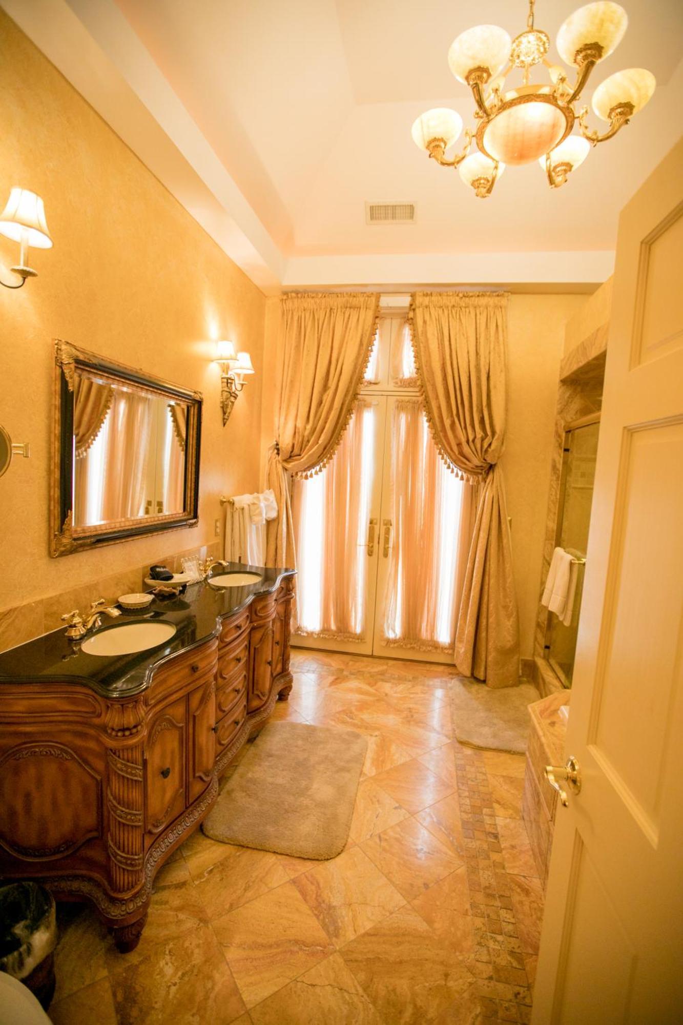 Gramercy Mansion Stevenson Bilik gambar